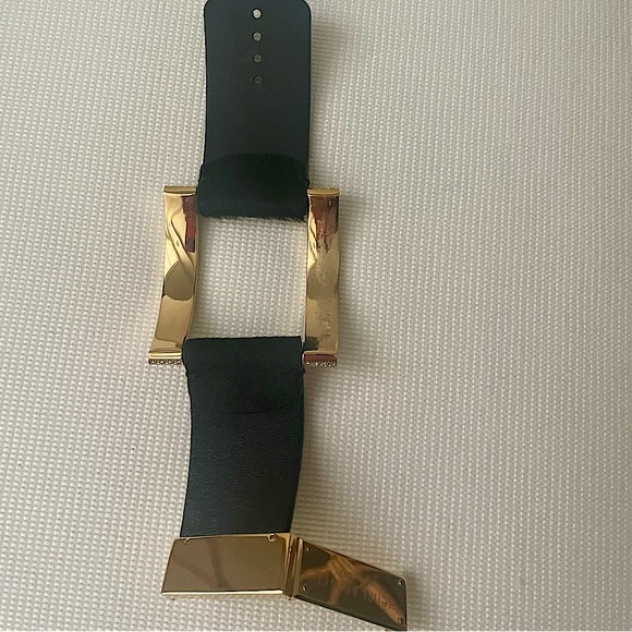 EUC HENRI BENDEL WHITE RHINESTONE CUFF & BUCKLE BRACELET - Picture 5 of 10